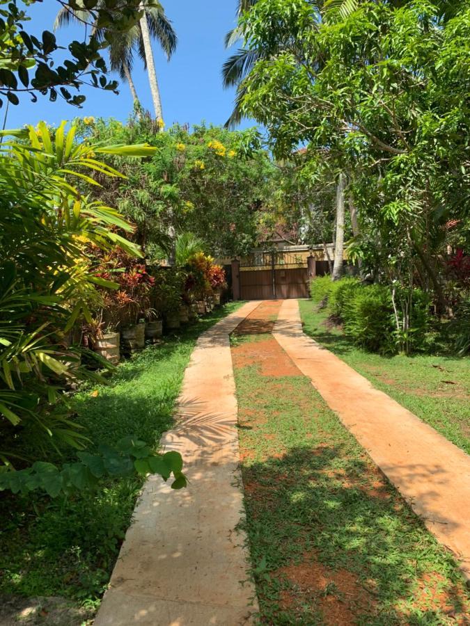 Tranquil Private Villa Near Bentota Beach Buitenkant foto